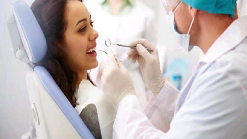 A Guide to Maintain the Dental Implants